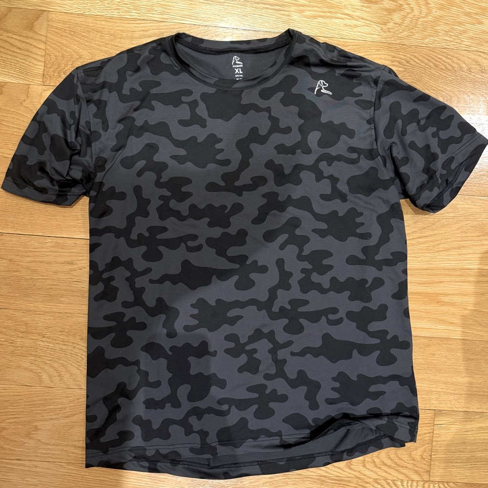 NWOT Rhoback Tshirt, XL